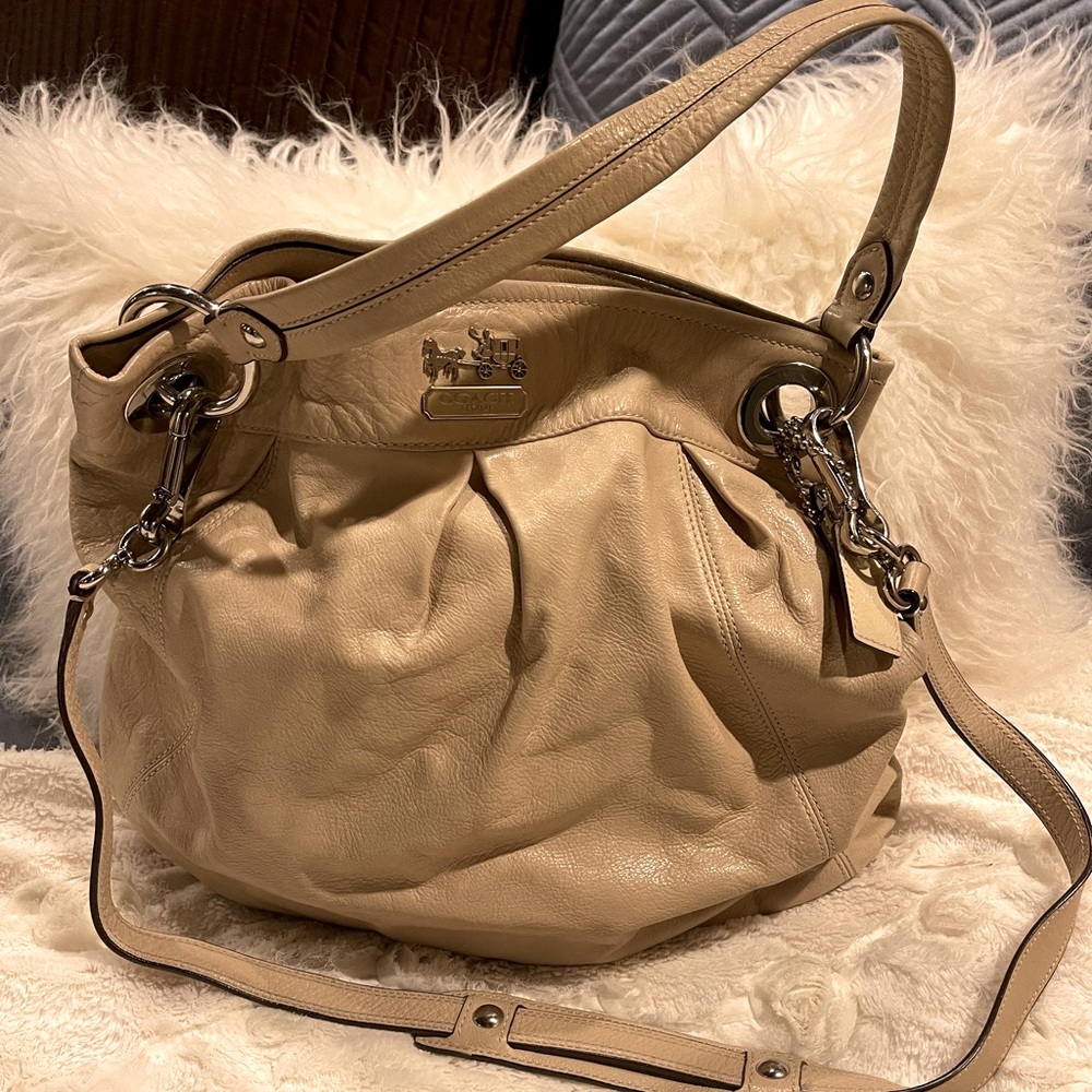 Authentic COACH bag A 1093–14577. Bone in color